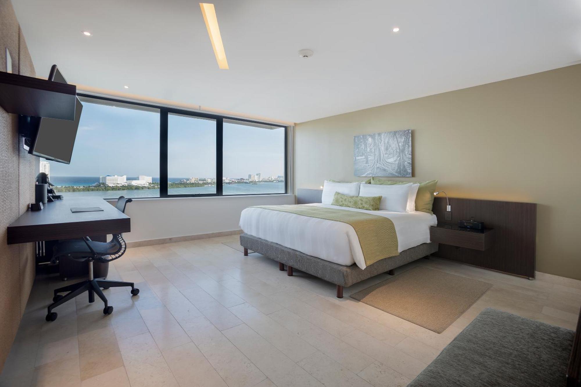Suíte com Cama King-size, Terraço e Vista do Mar