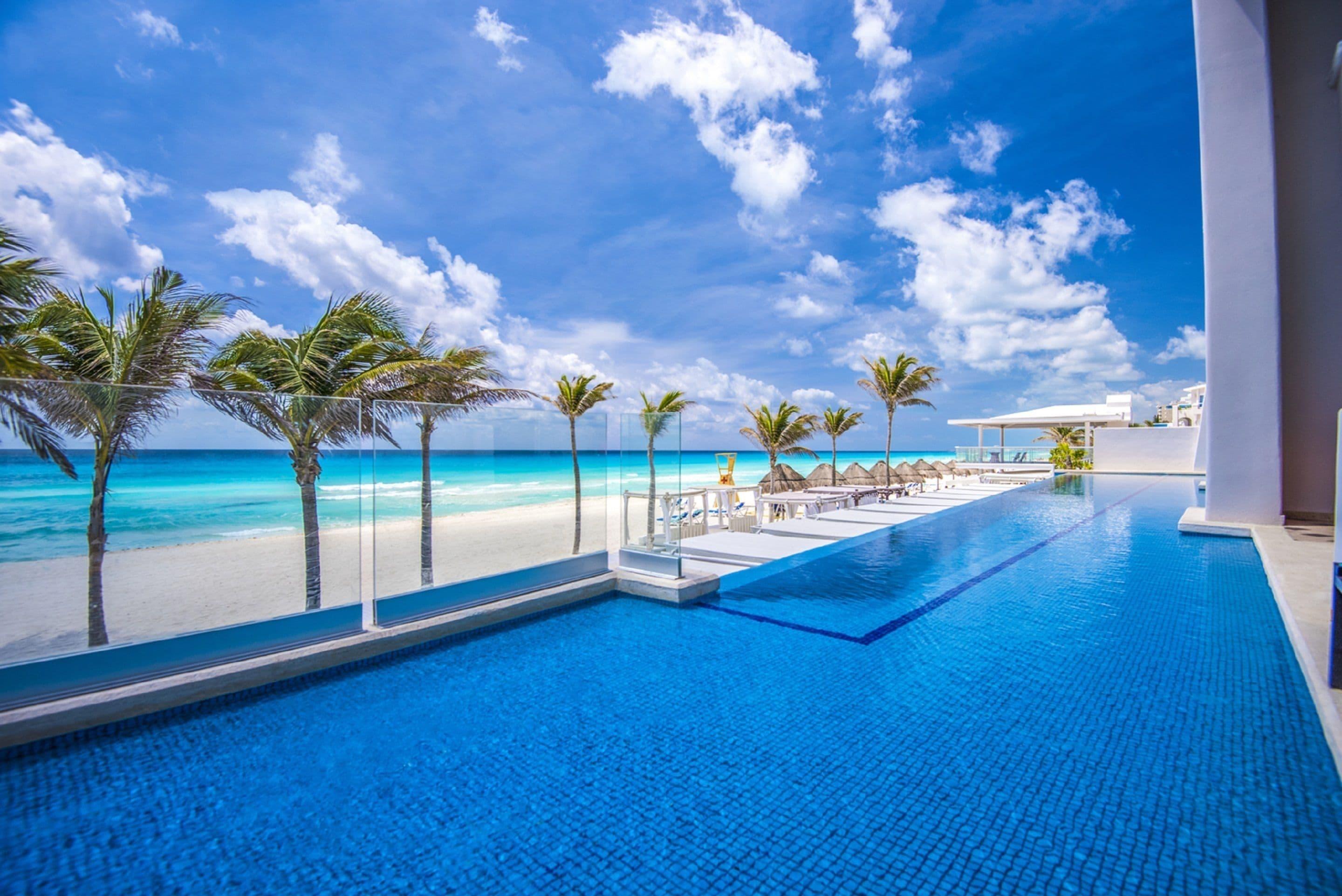 Suite Júnior Infinity Swim Up com 1 Cama King-size à Beira-mar