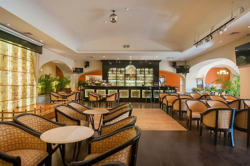 Club Gr Solaris-1