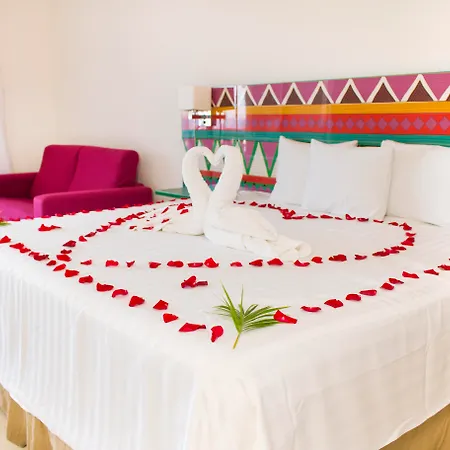 All Ritmo Cancun Resort & Waterpark-3